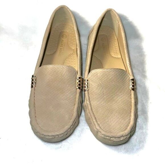 Alexis Bendel Textured Taupe Loafers - Size 8 1/2 - Picture 1 of 8